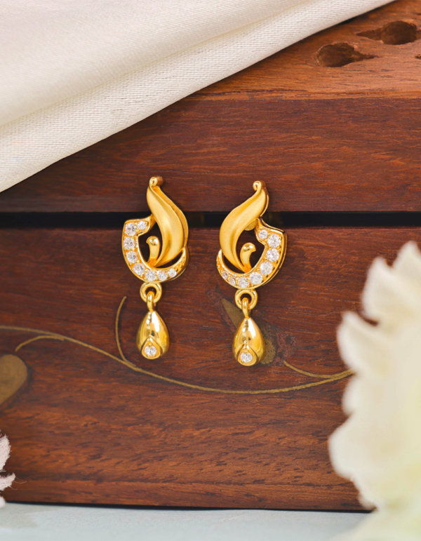 Floral Leaf Gold Dangle Earrings